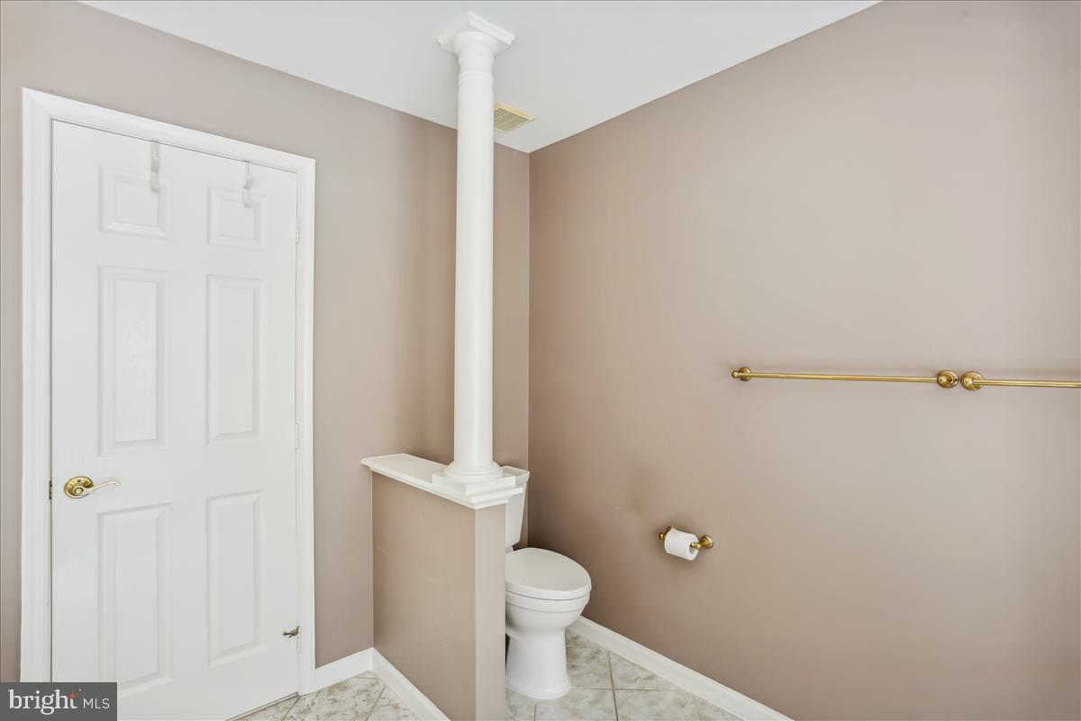 8931 Falls Farm Dr Property Photo 70
