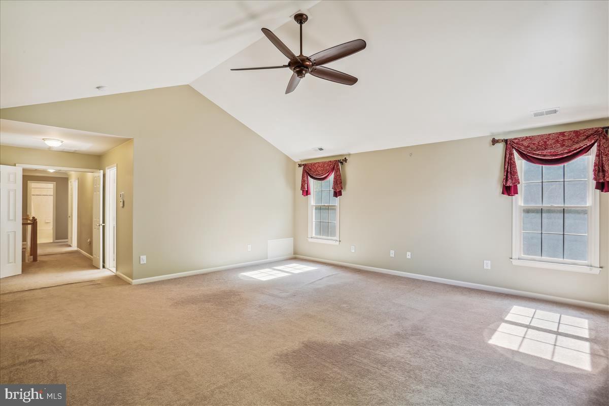 8931 Falls Farm Dr Property Photo 74