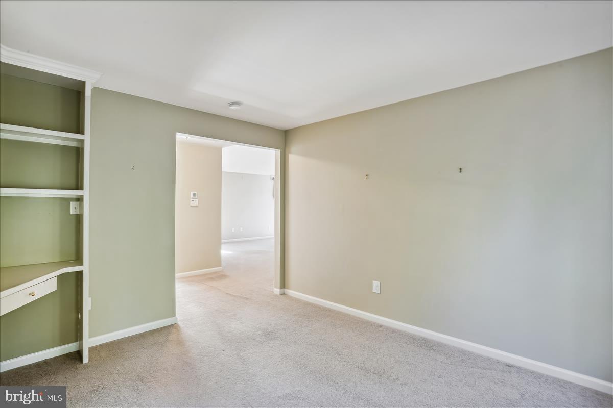 8931 Falls Farm Dr Property Photo 77