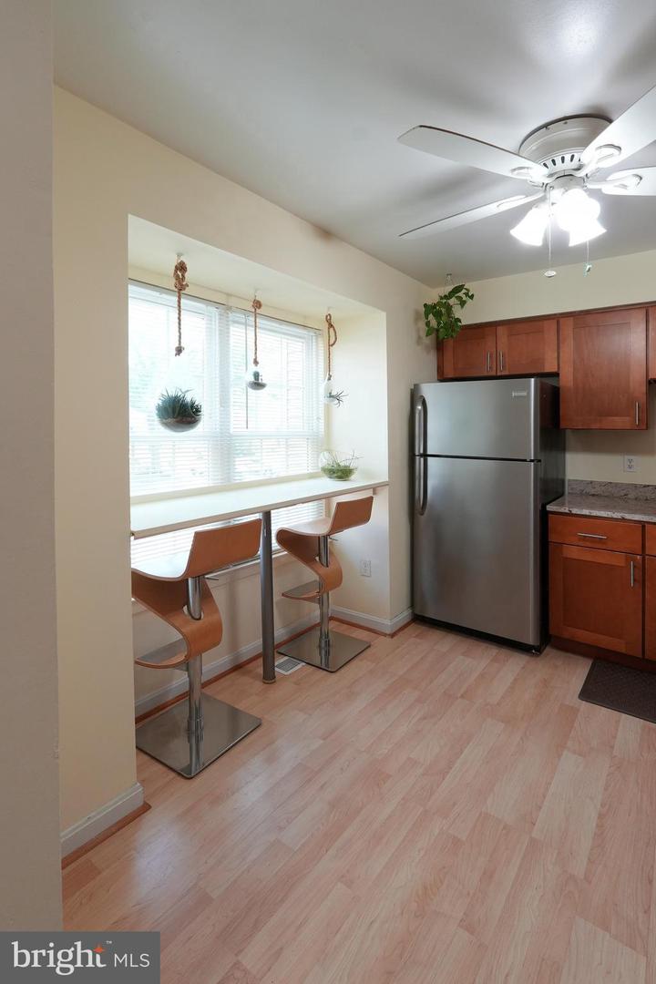 18819 Birdseye Dr Property Photo 4