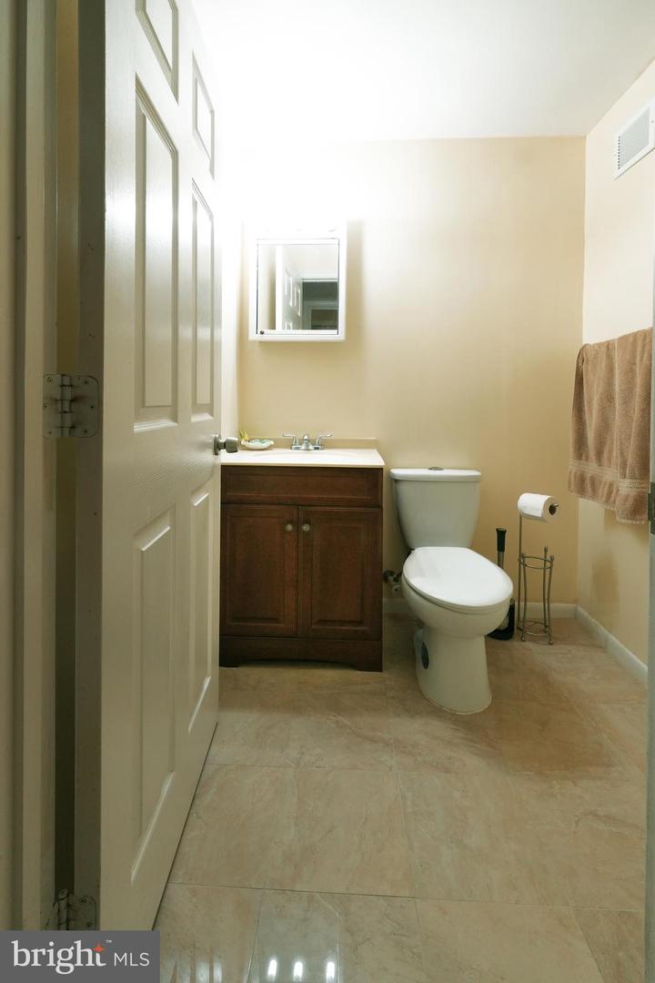 18819 Birdseye Dr Property Photo 27