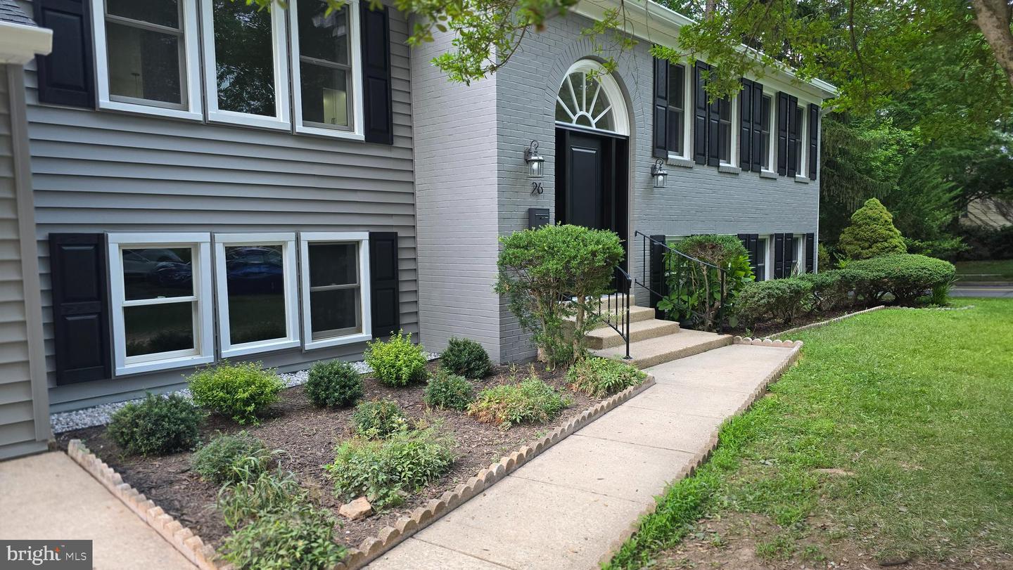 26 S Duke St Property Photo 3