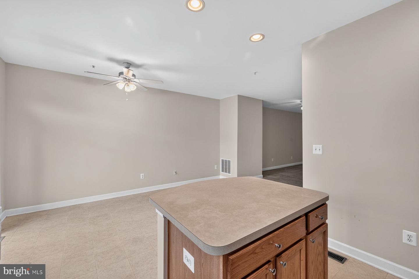 13013 Saint Clair Rd Property Photo 10
