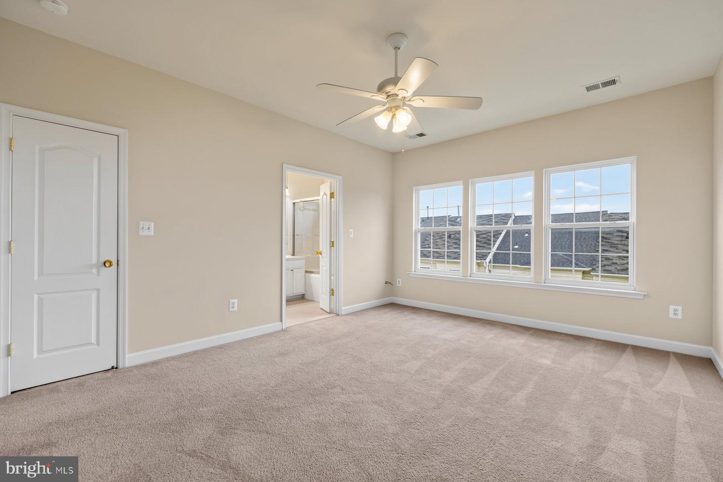 13013 Saint Clair Rd Property Photo 15