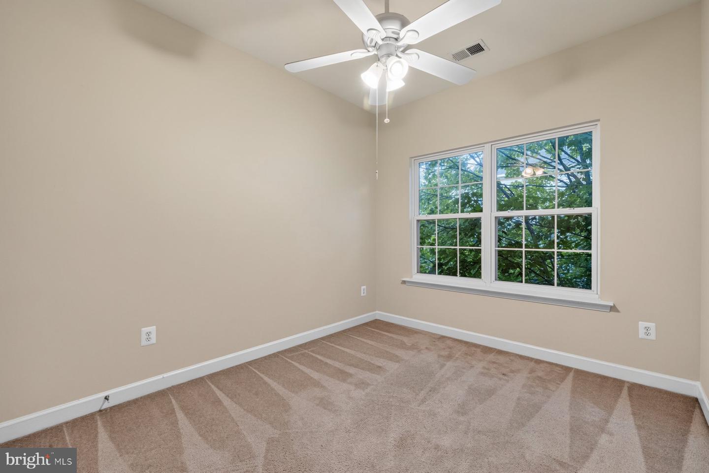 13013 Saint Clair Rd Property Photo 22