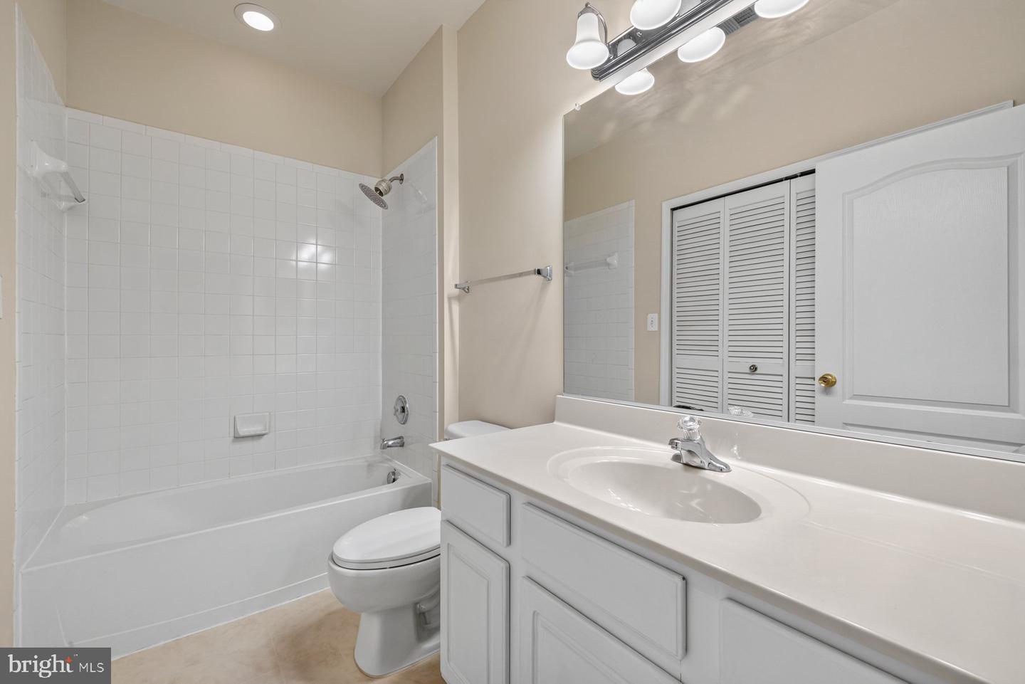 13013 Saint Clair Rd Property Photo 23