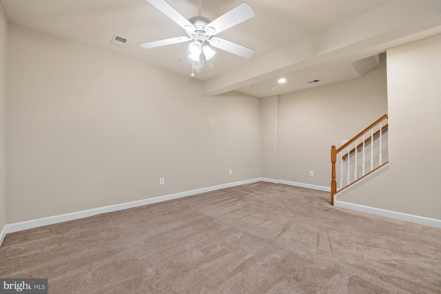 13013 Saint Clair Rd Property Photo 24