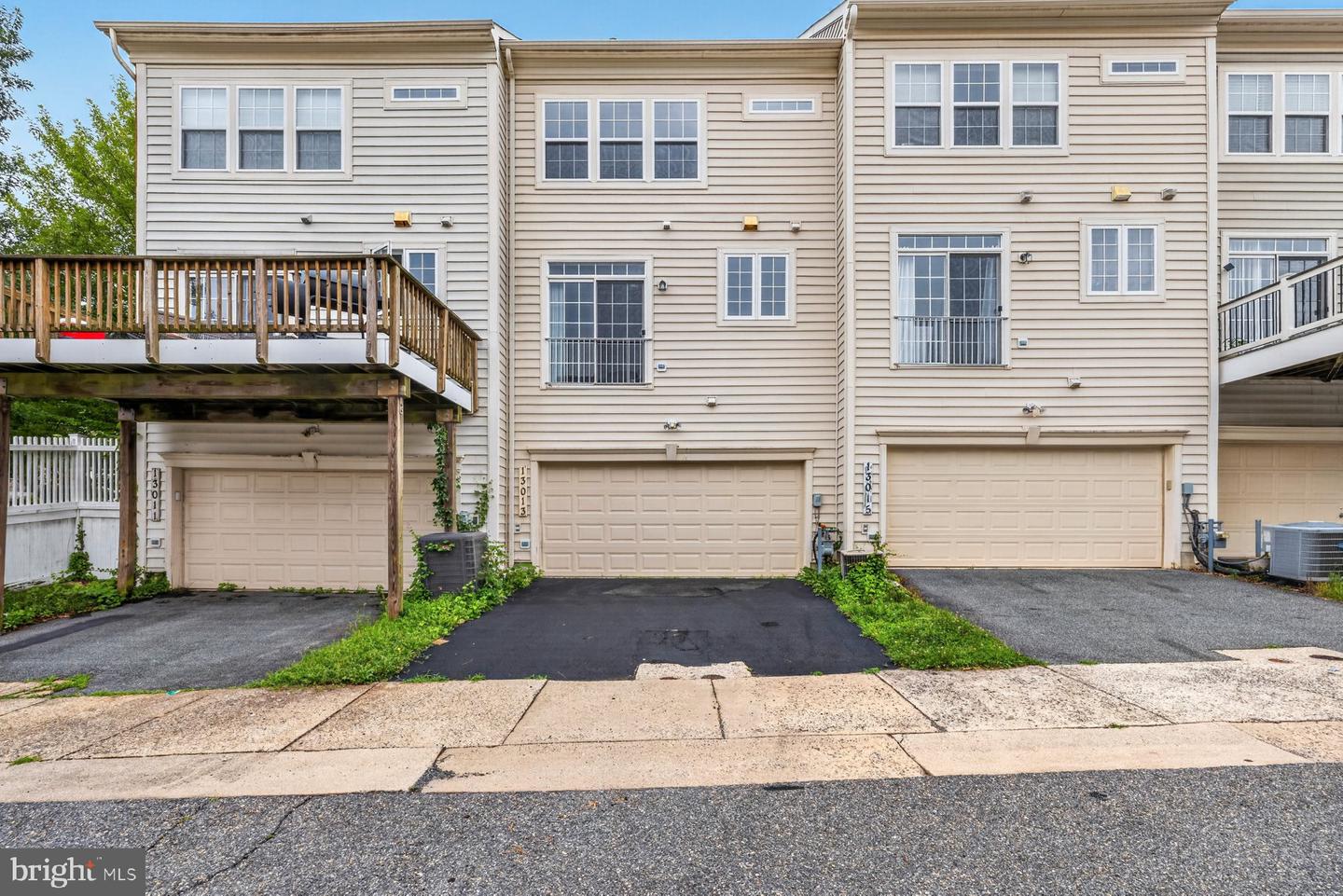 13013 Saint Clair Rd Property Photo 27