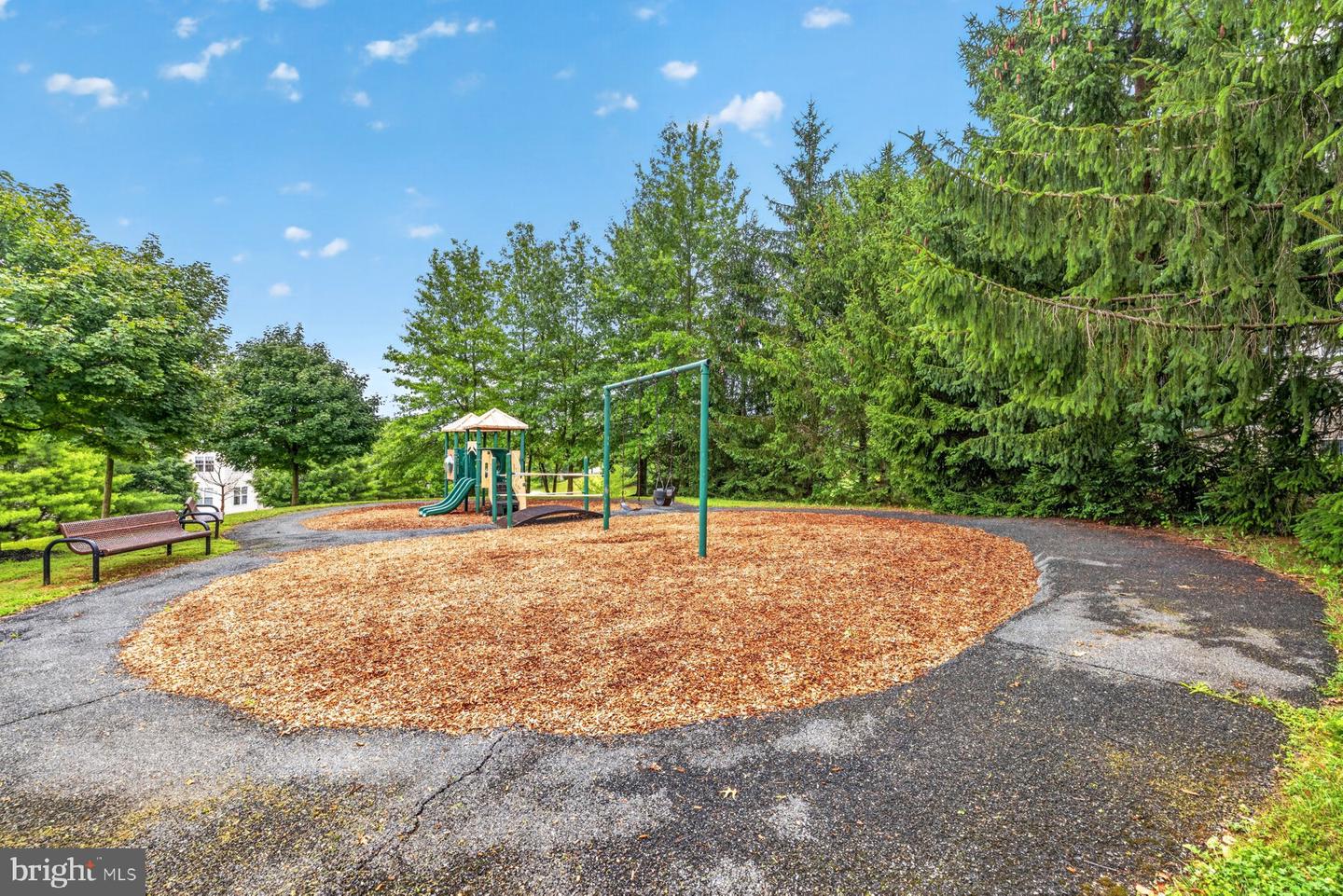13013 Saint Clair Rd Property Photo 29