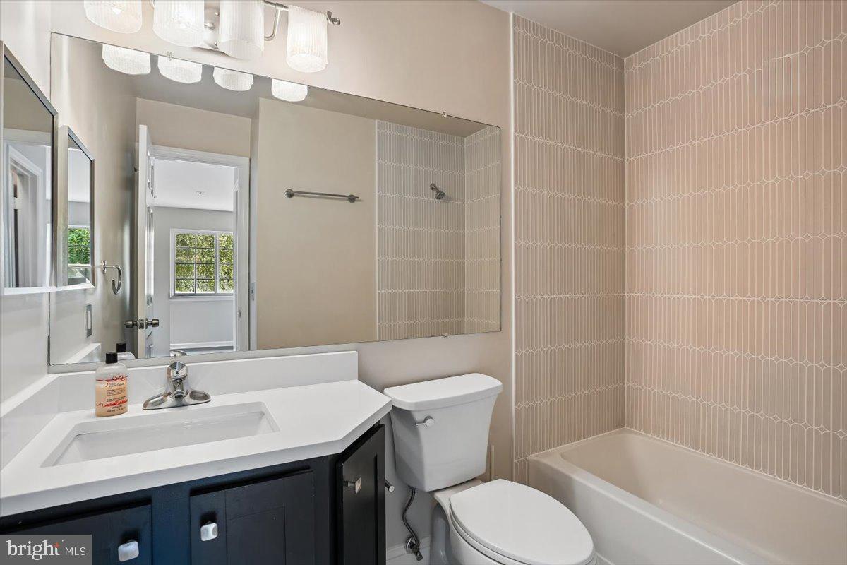 10827 Hampton Mill Ter #360 Property Photo 22