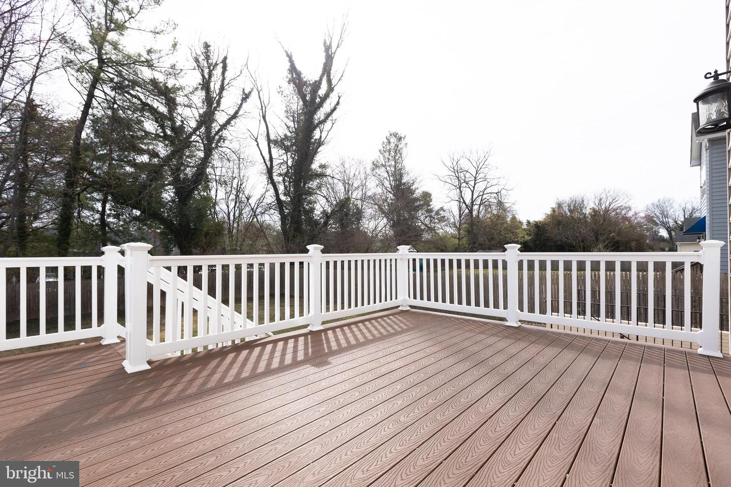 215 N Van Buren St Property Photo 85