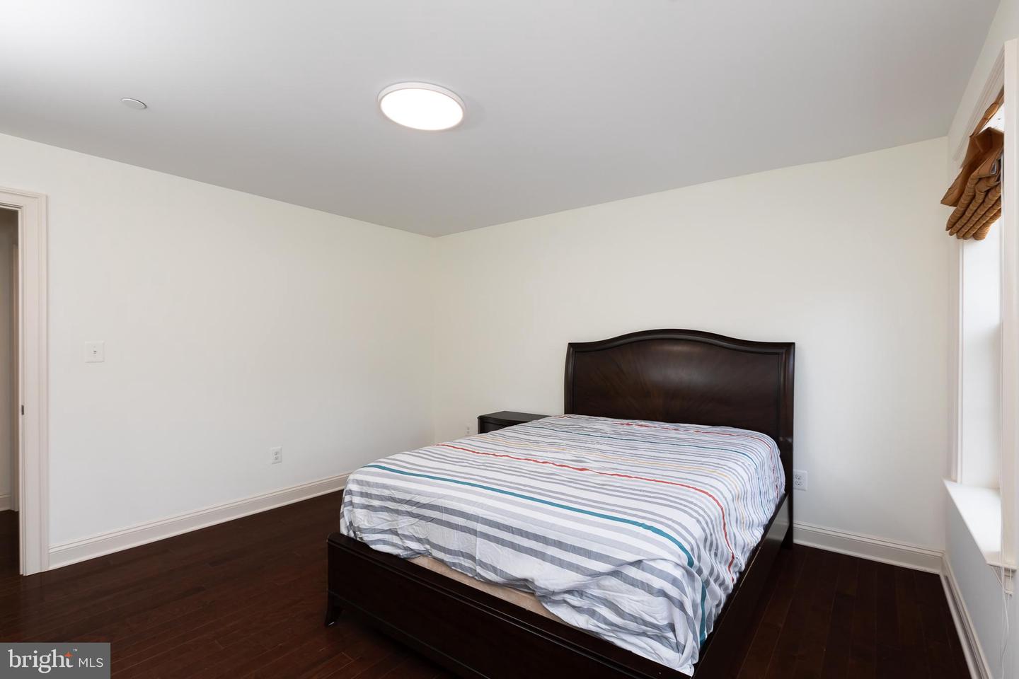 215 N Van Buren St Property Photo 118