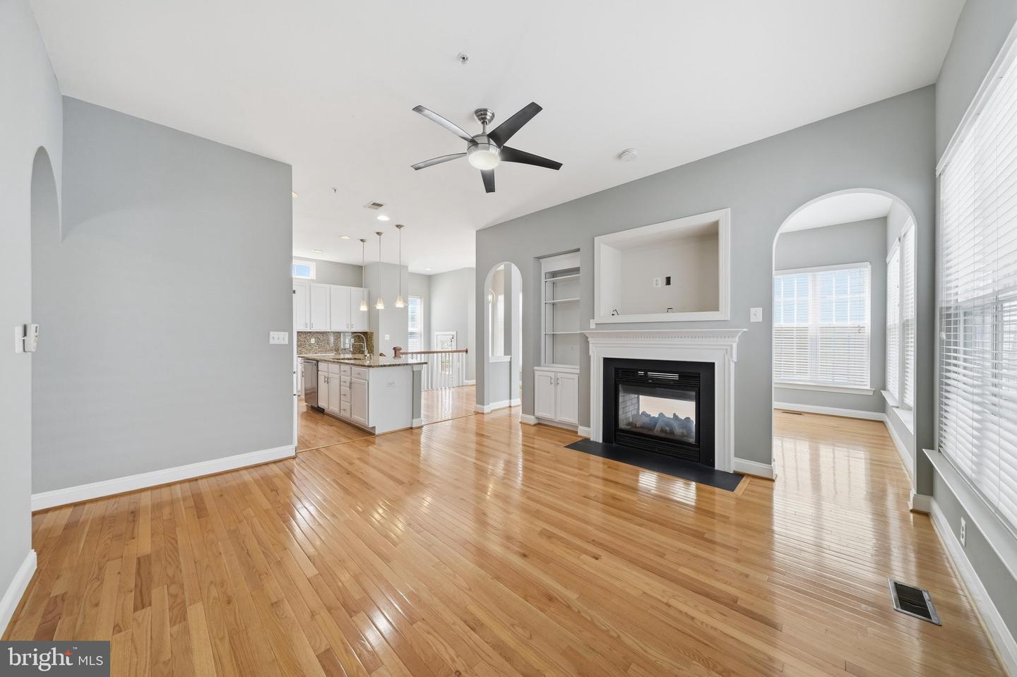 13131 Clarksburg Square Rd Property Photo 17