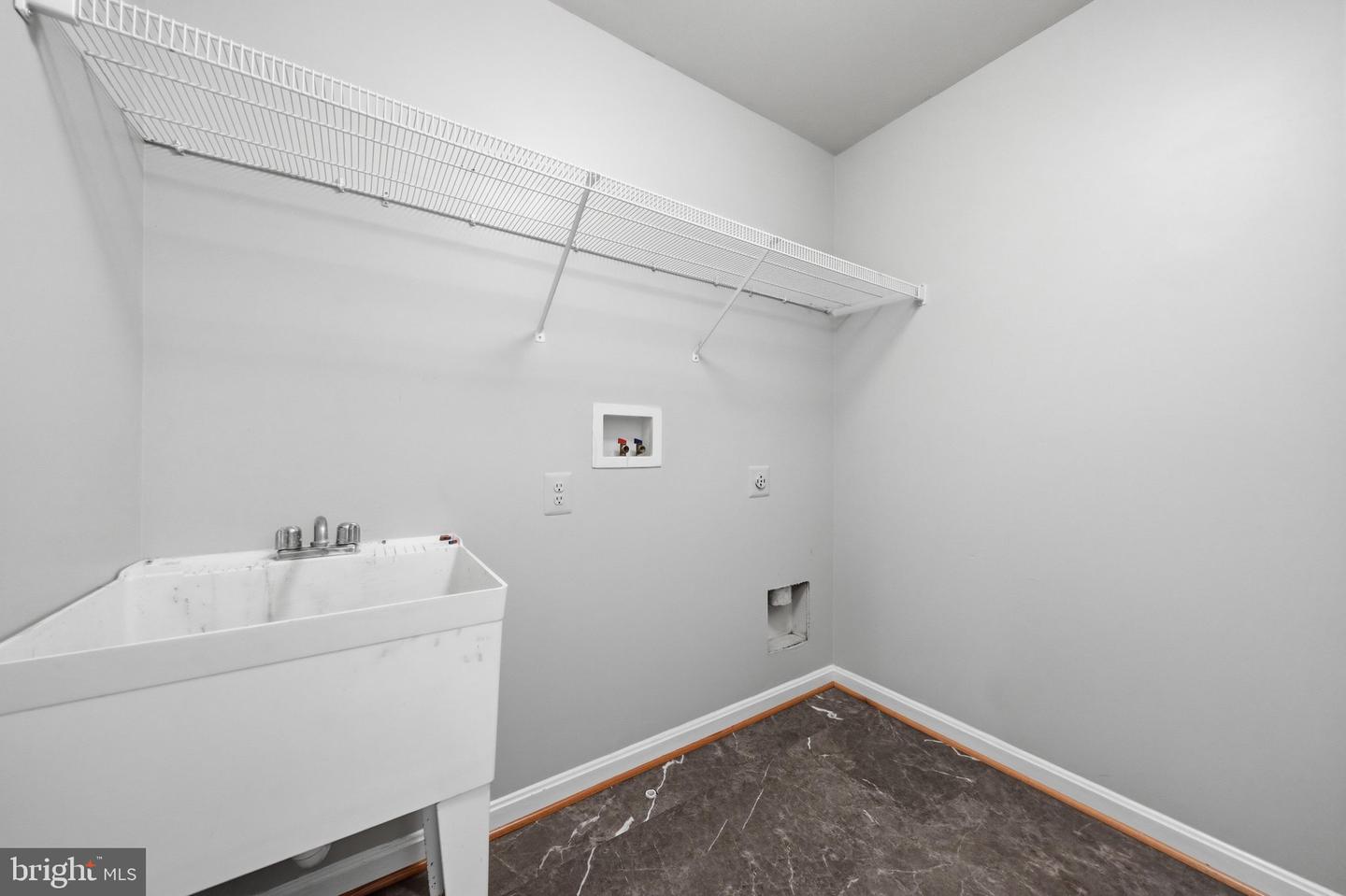 13131 Clarksburg Square Rd Property Photo 35