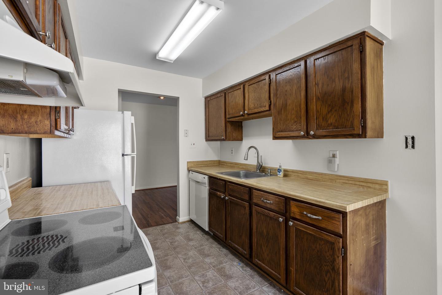 18107 Rolling Meadow Way #246 Property Photo 13