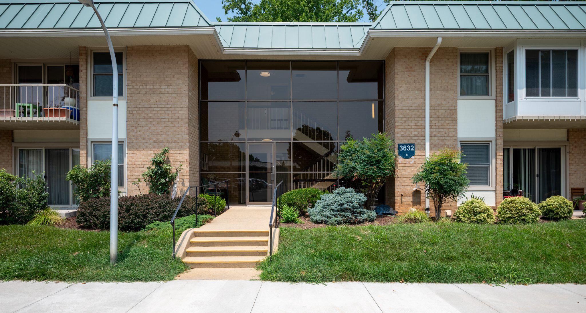3632 Gleneagles Dr #8-1f Property Photo 1