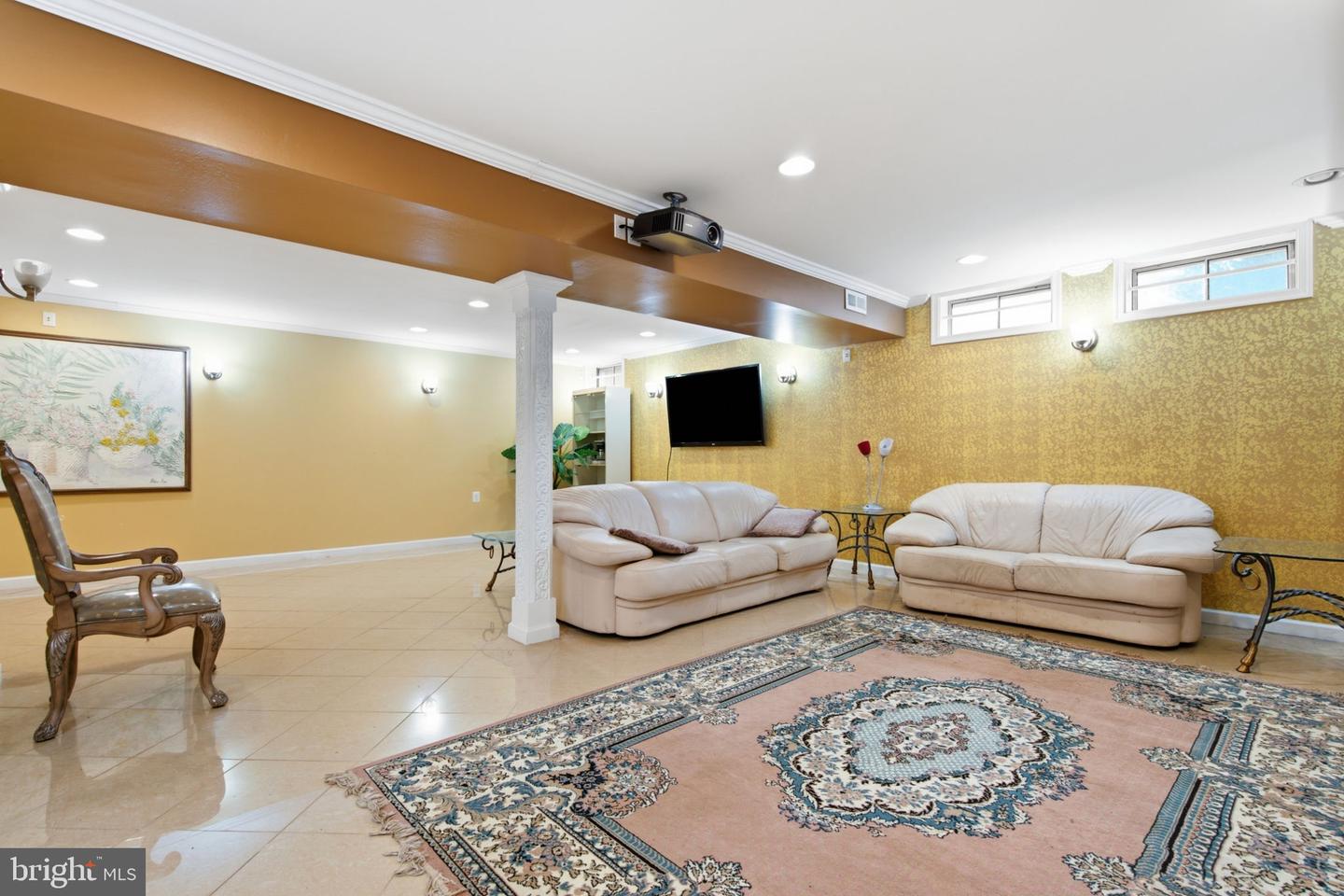 2132 Cherry Leaf Ln Property Photo 35