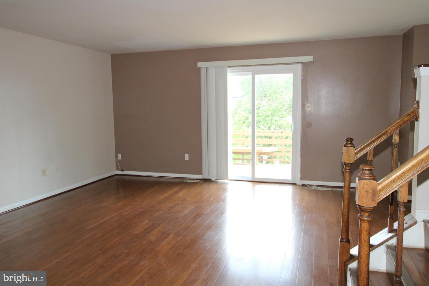 11518 Brundidge Ter Property Photo 5