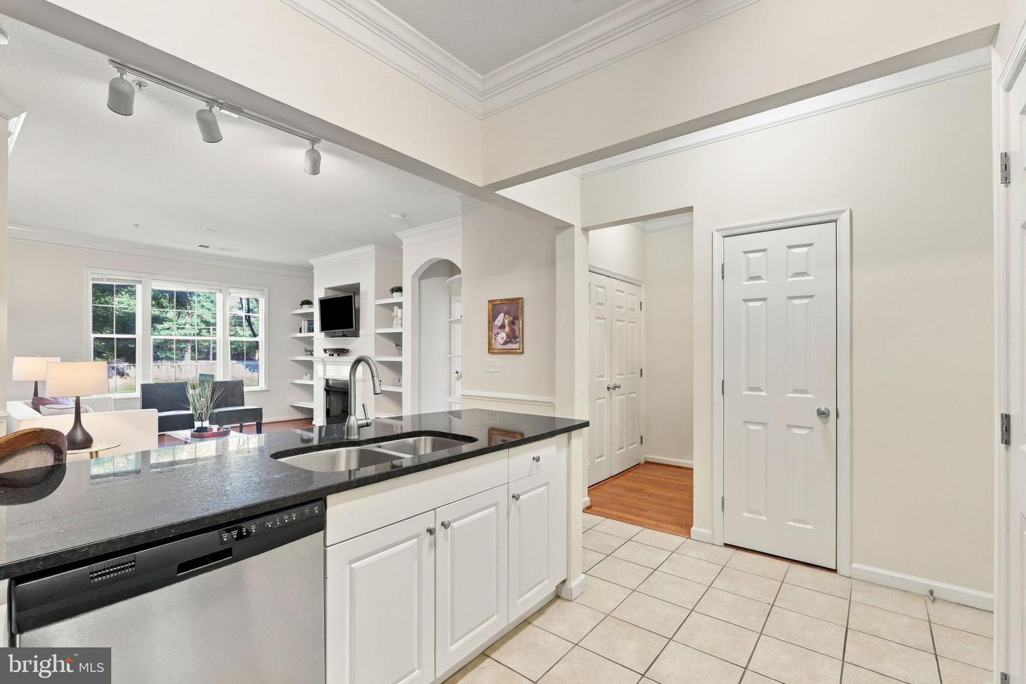 7 Booth St #110 Property Photo 9