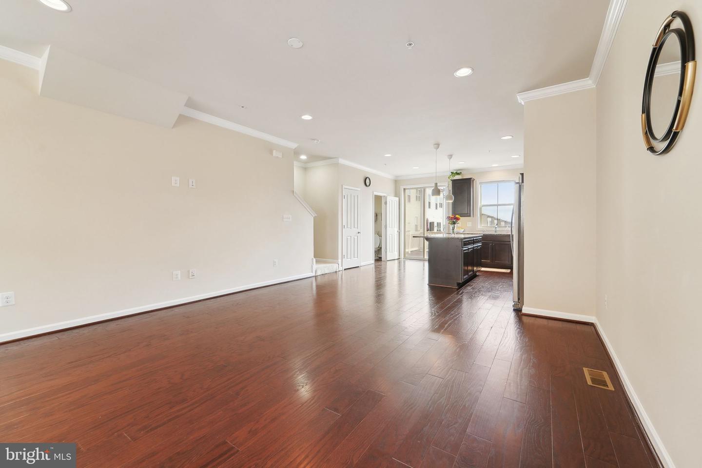 13706 Petrel St Property Photo 8