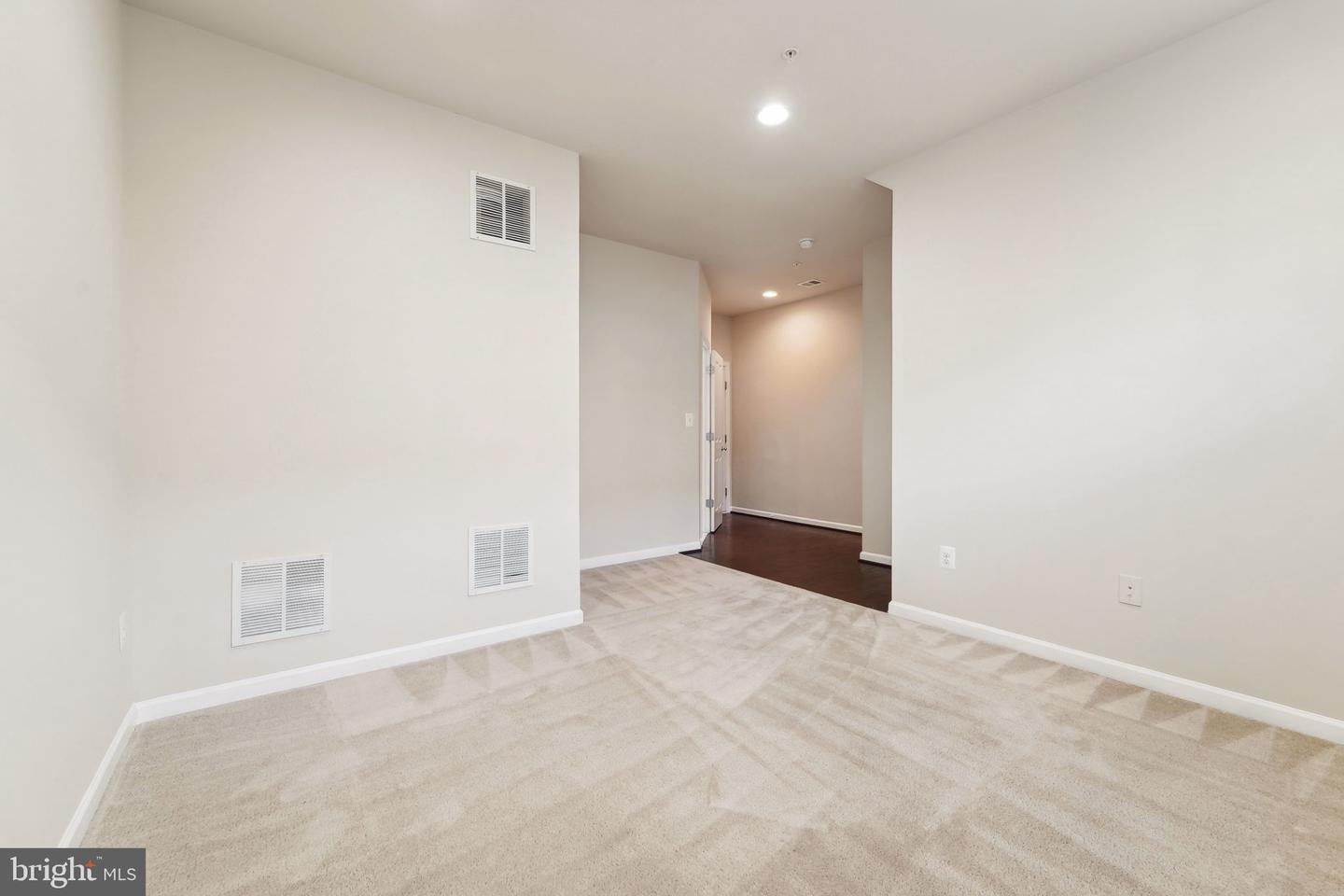 13706 Petrel St Property Photo 20