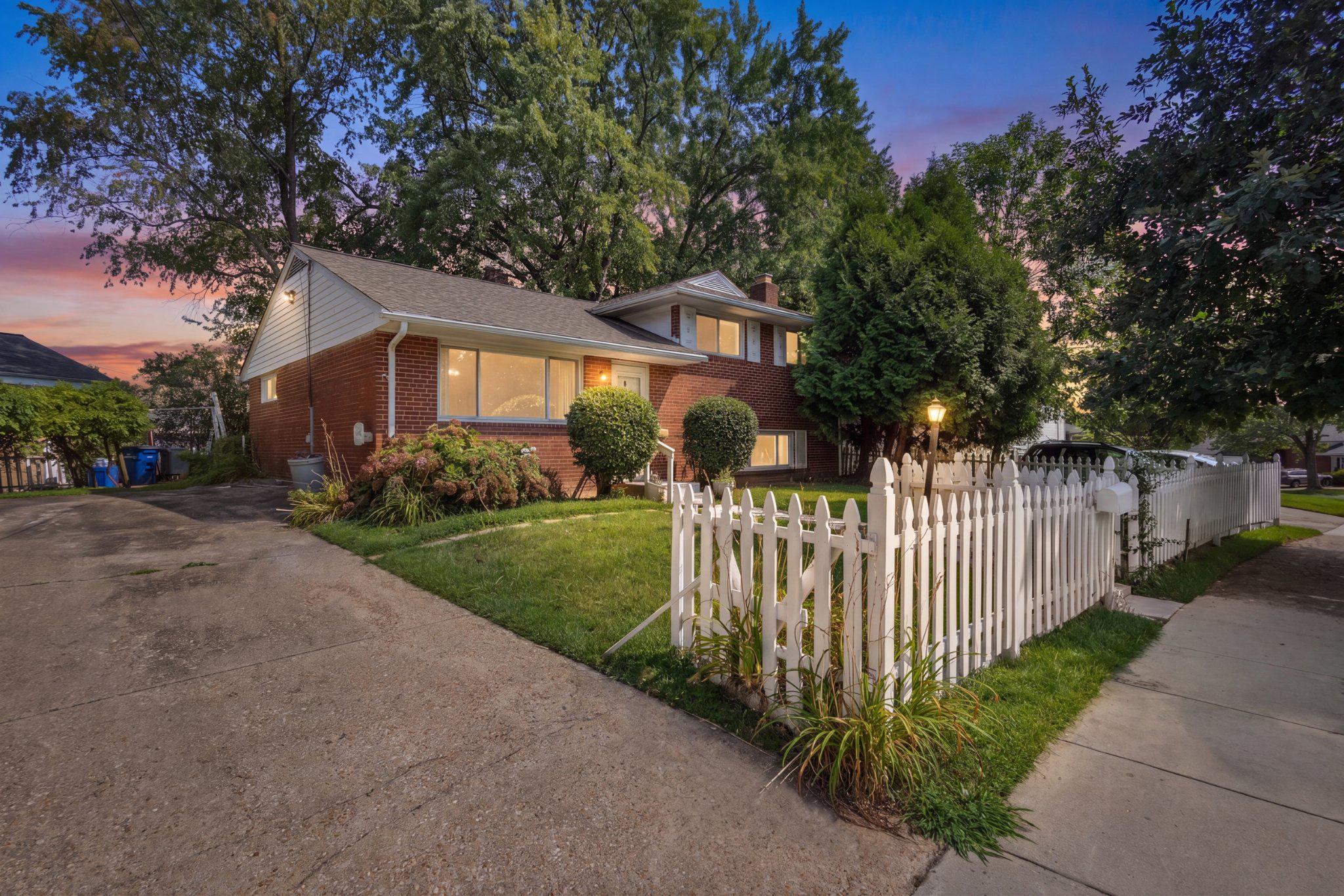 10313 CONOVER DR