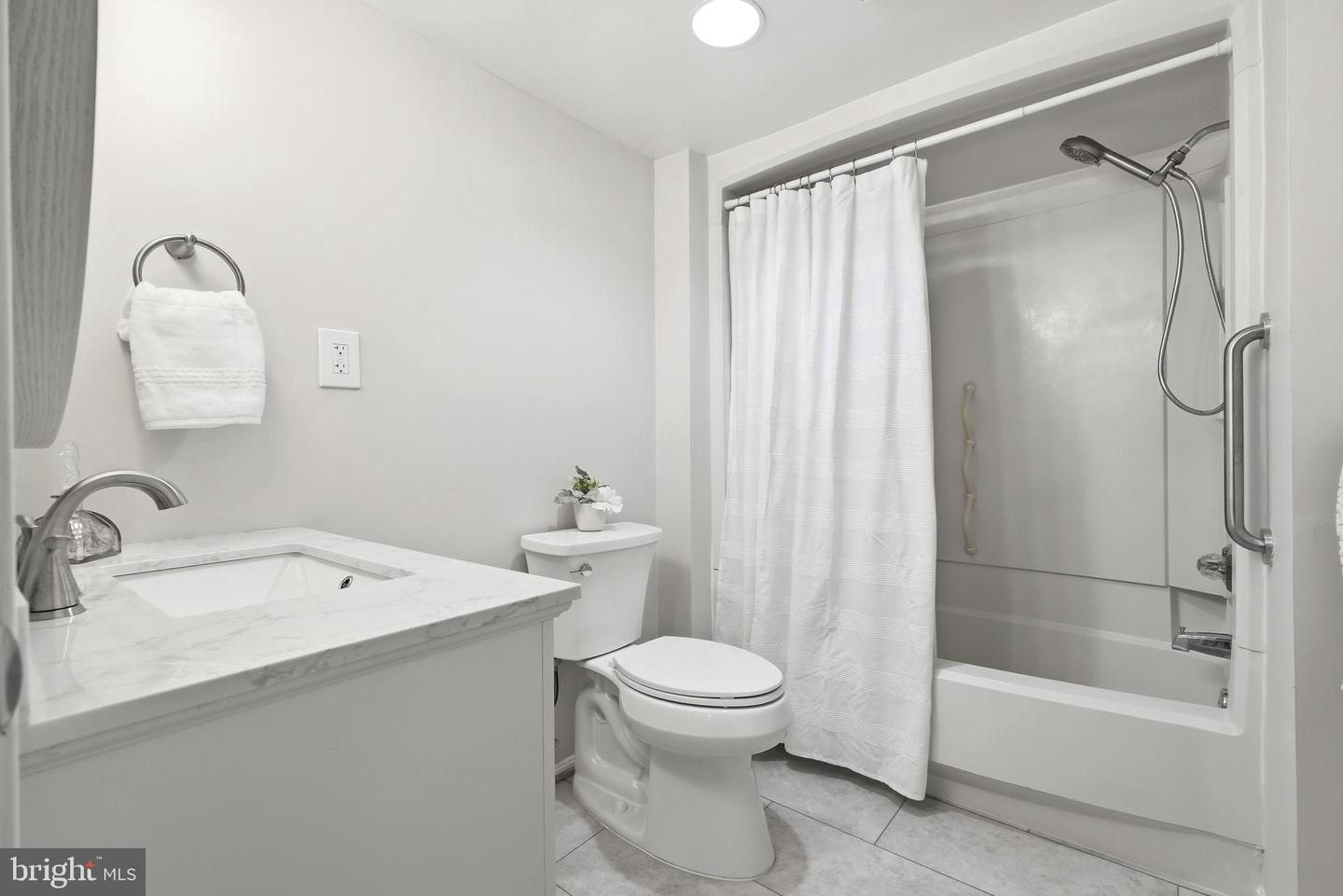 15115 Interlachen Dr #3-524 Property Photo 24