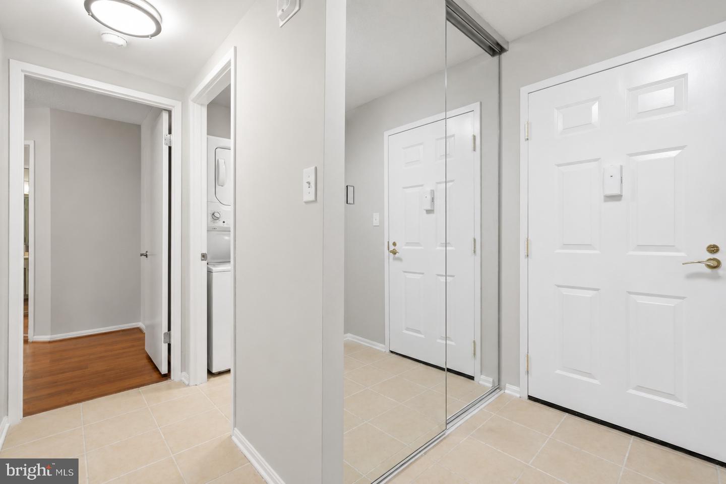 15115 Interlachen Dr #3-524 Property Photo 25