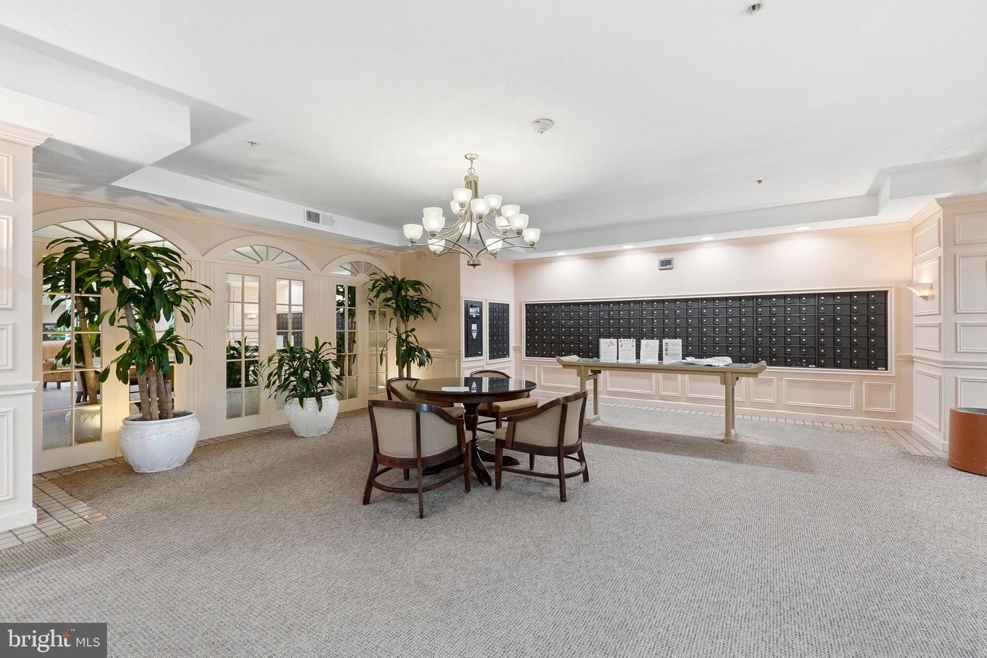 15115 Interlachen Dr #3-524 Property Photo 28
