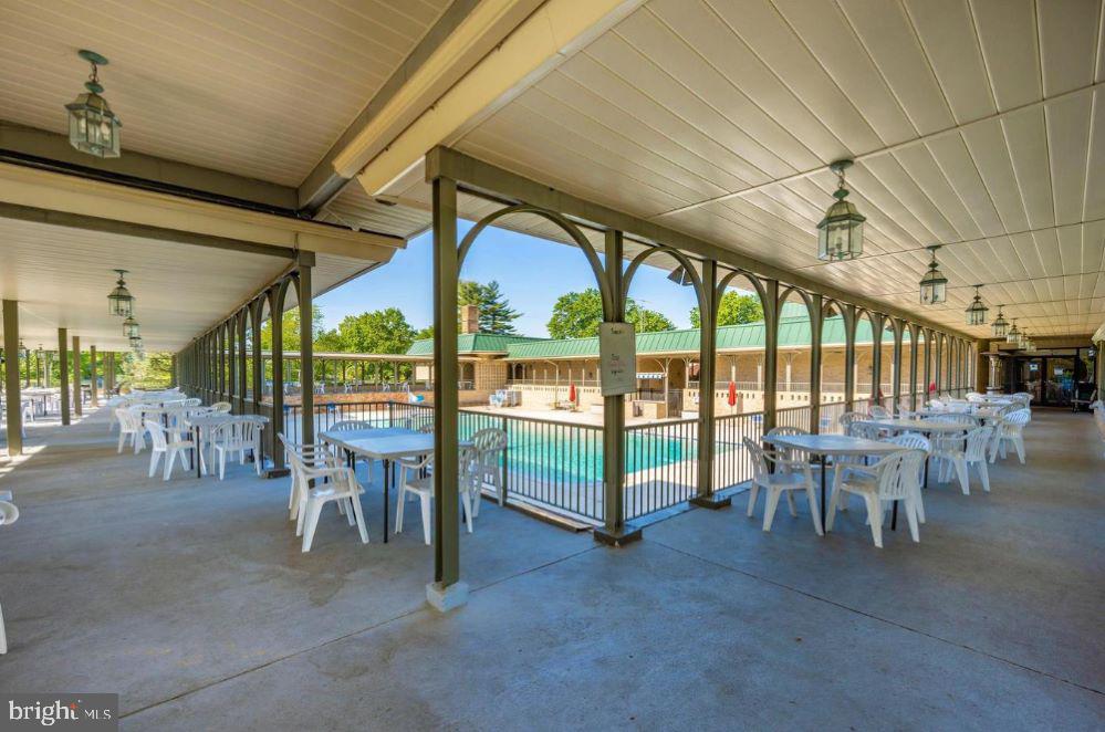 15115 Interlachen Dr #3-524 Property Photo 33