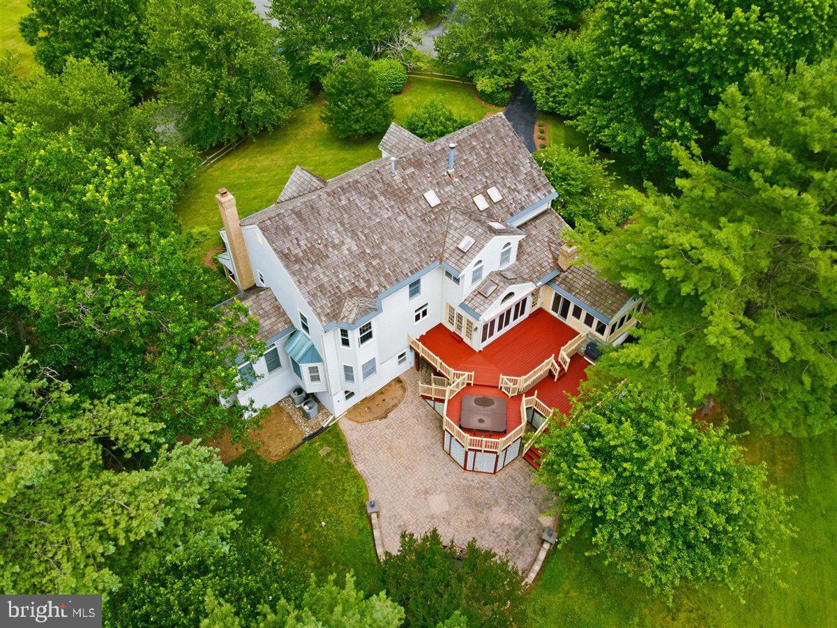 26 Grey Pebble Ct Property Photo 5
