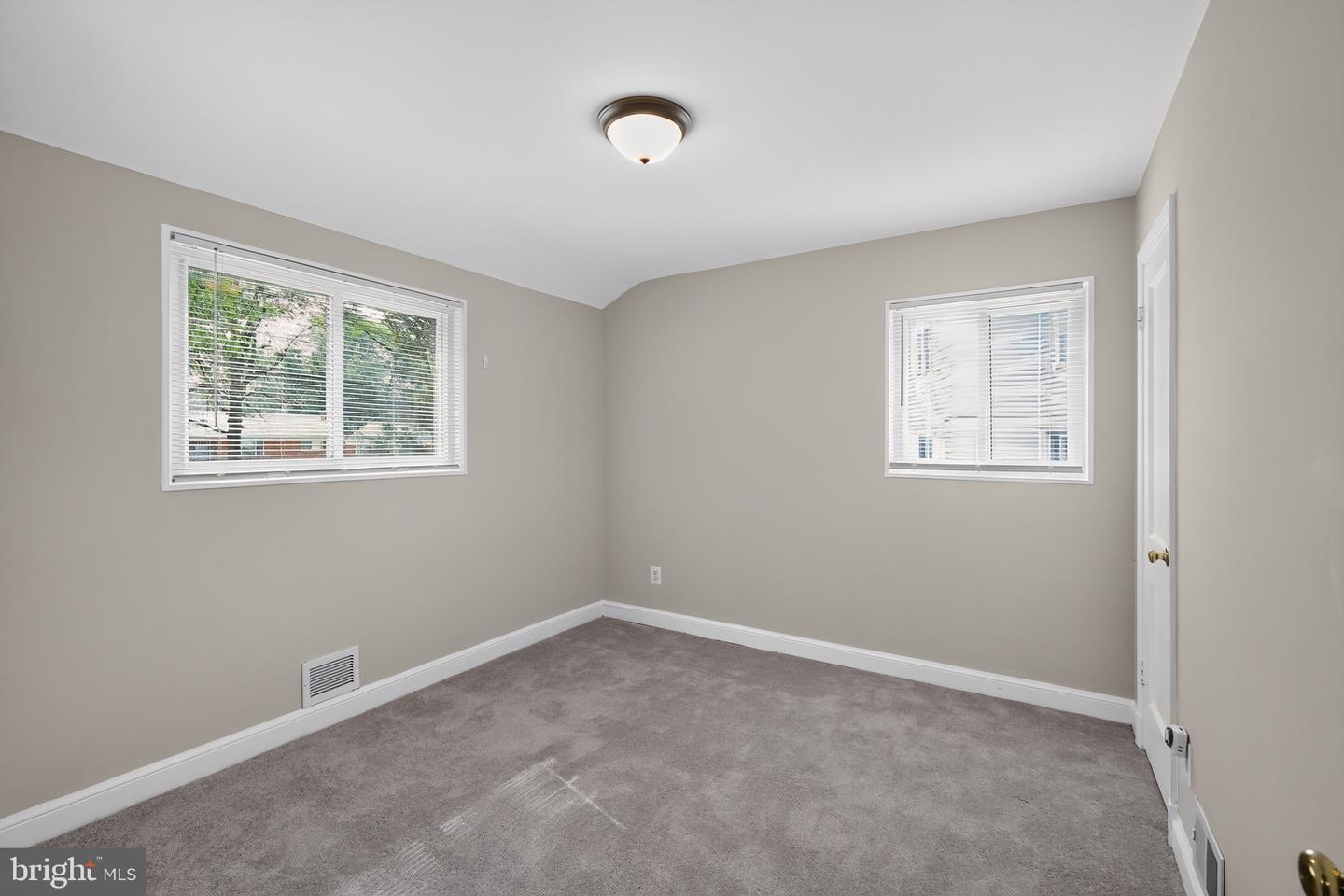 11102 Bucknell Dr Property Photo 13