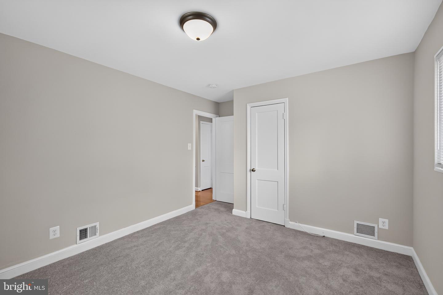 11102 Bucknell Dr Property Photo 14