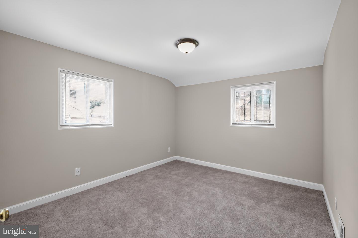 11102 Bucknell Dr Property Photo 15