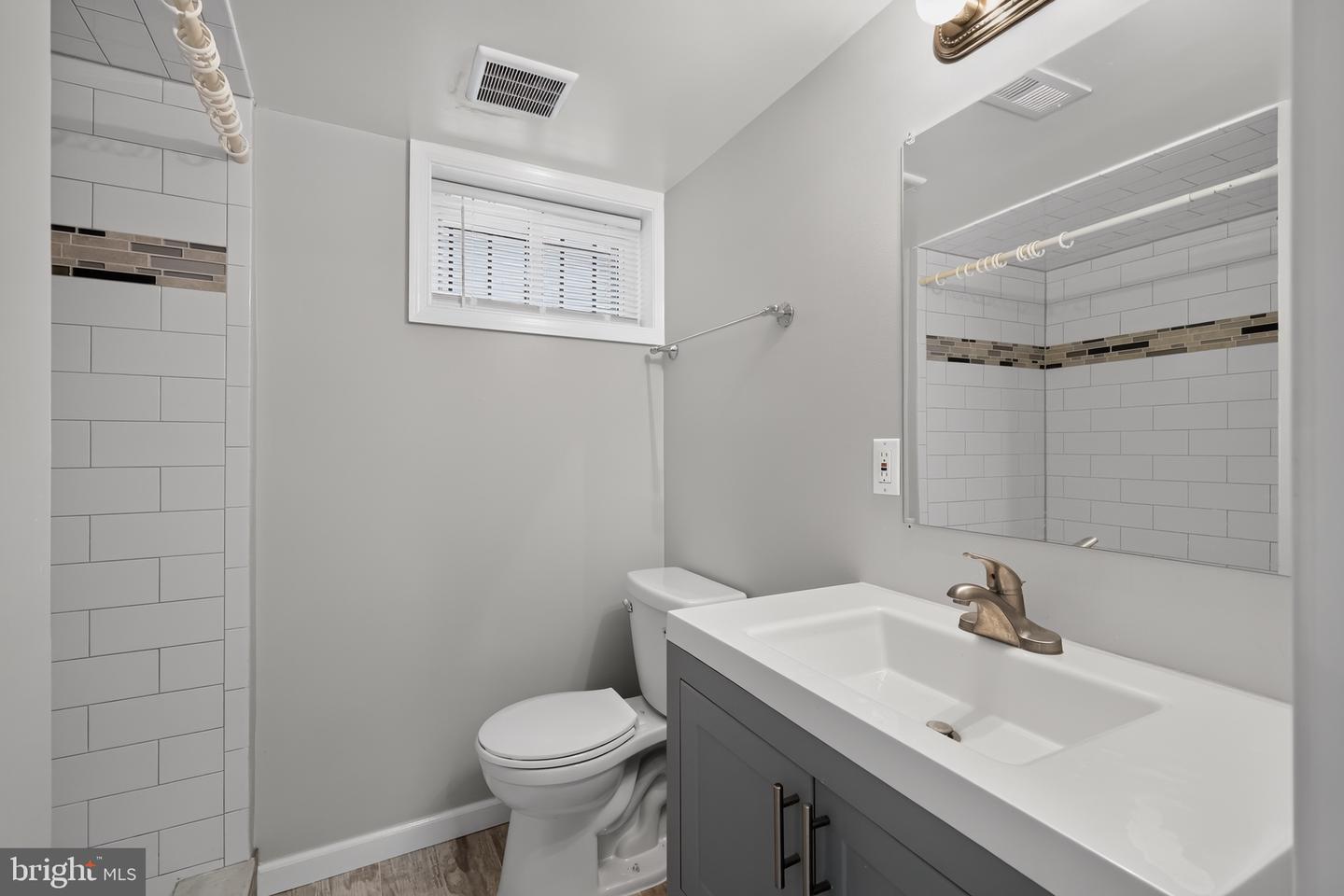 11102 Bucknell Dr Property Photo 24