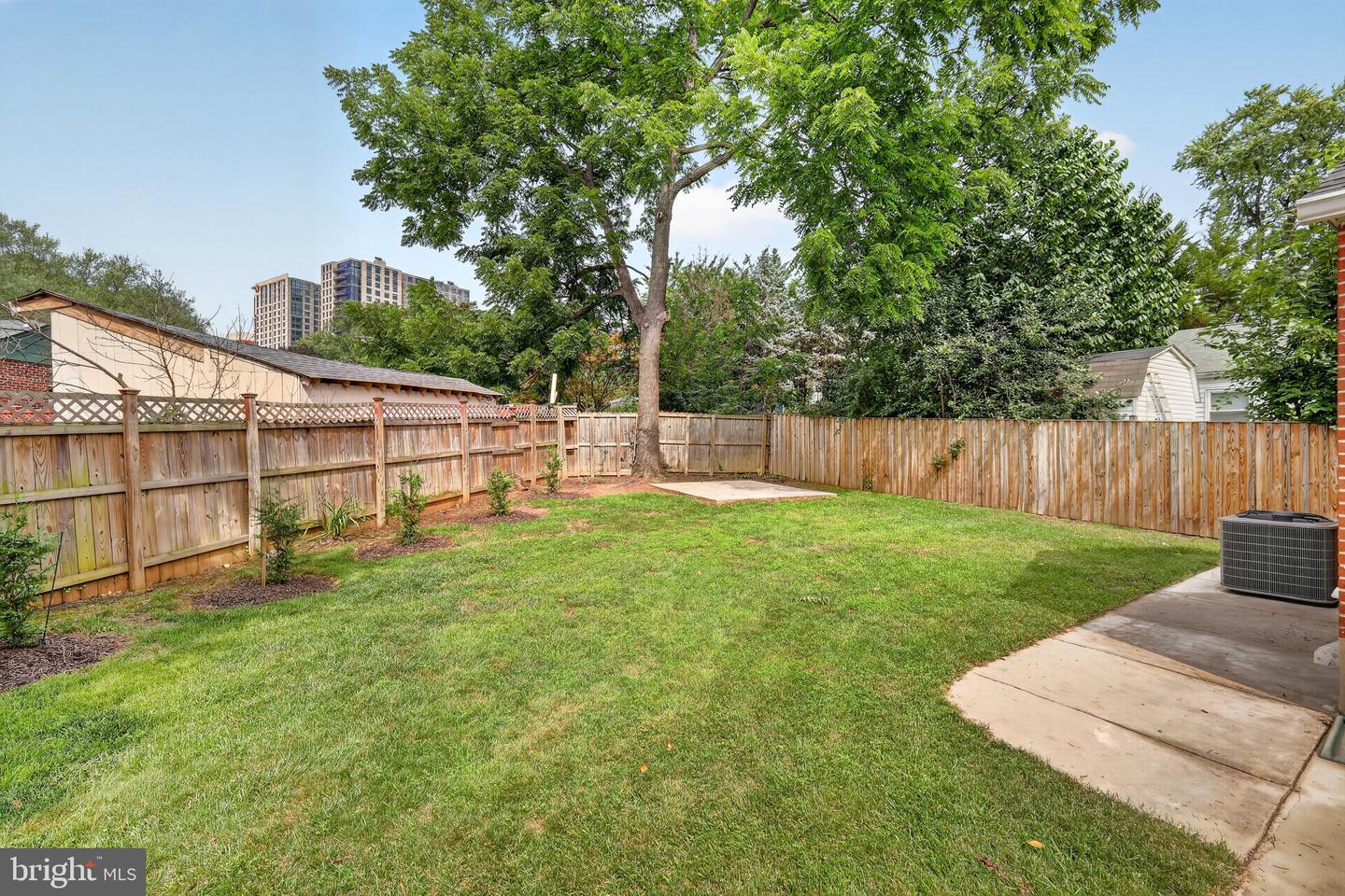 11102 Bucknell Dr Property Photo 29