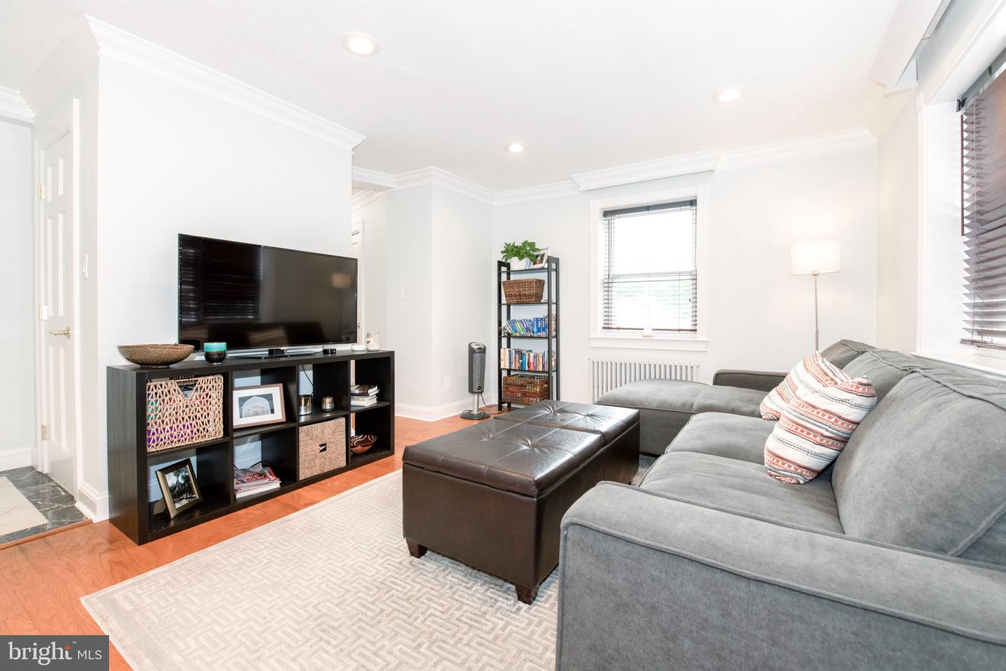 7036 Strathmore St #211 Property Photo 13