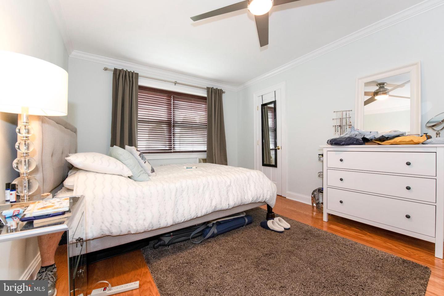 7036 Strathmore St #211 Property Photo 20