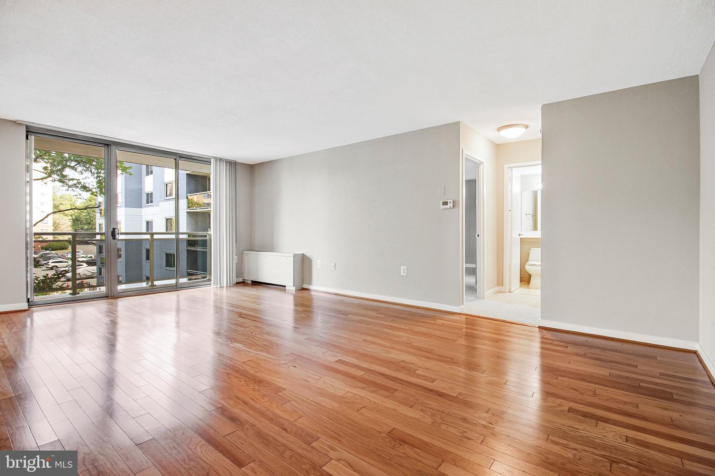 7333 New Hampshire Ave #420w Property Photo 4