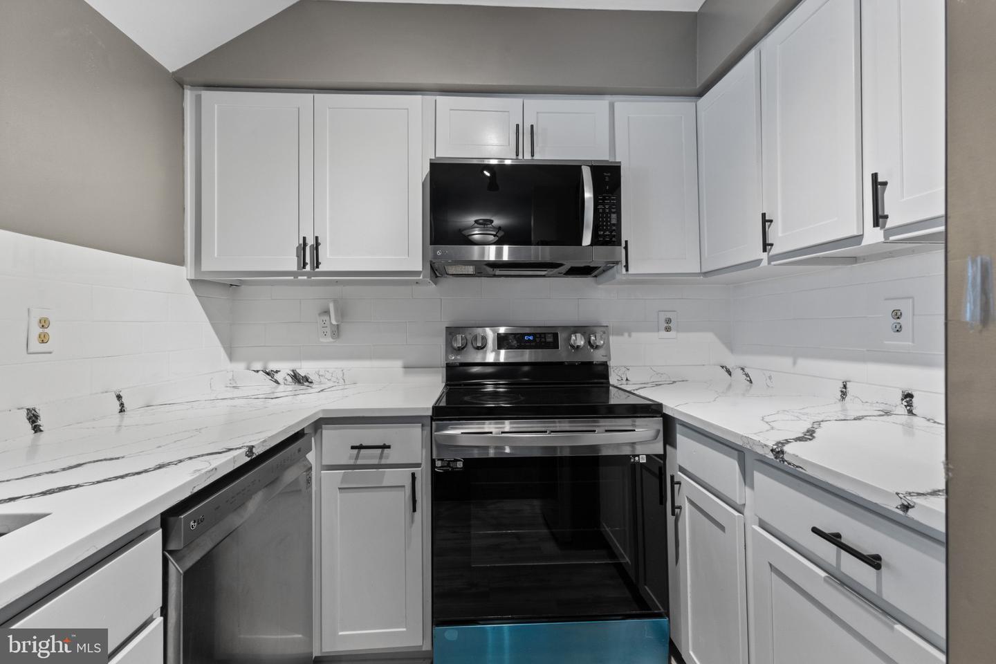 13102 Musicmaster Dr #62 Property Photo 11