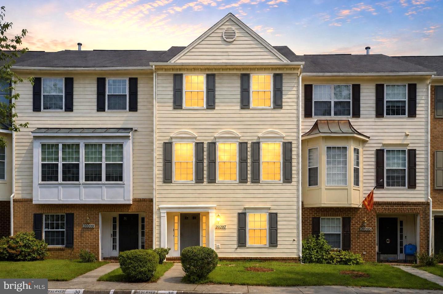 20207 Yankee Harbor Pl Property Photo 1