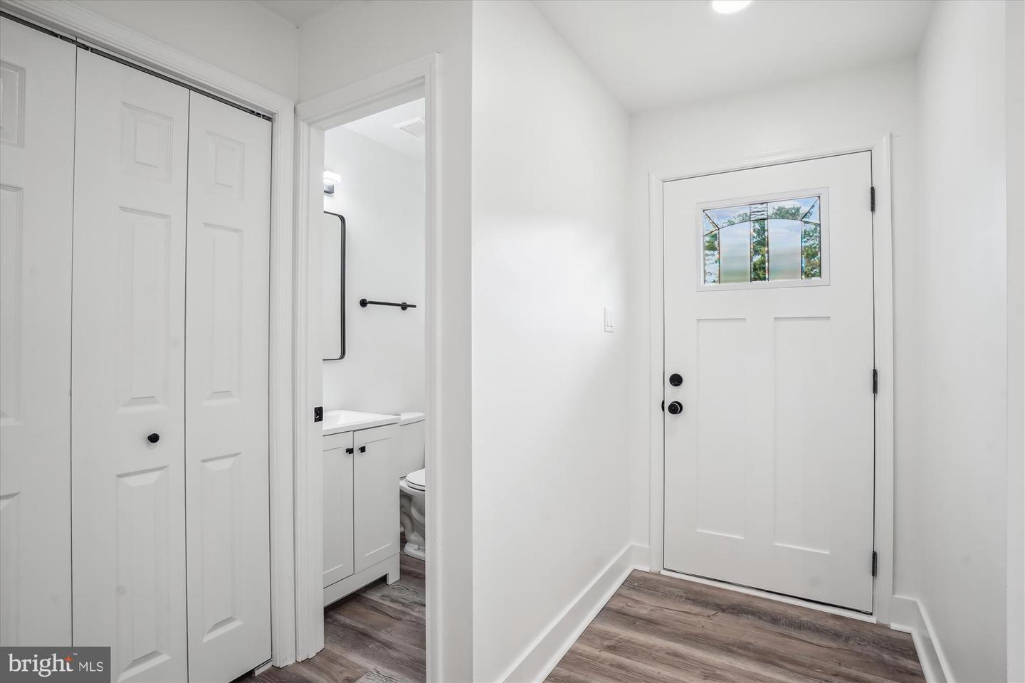 8648 Watershed Ct Property Photo 2