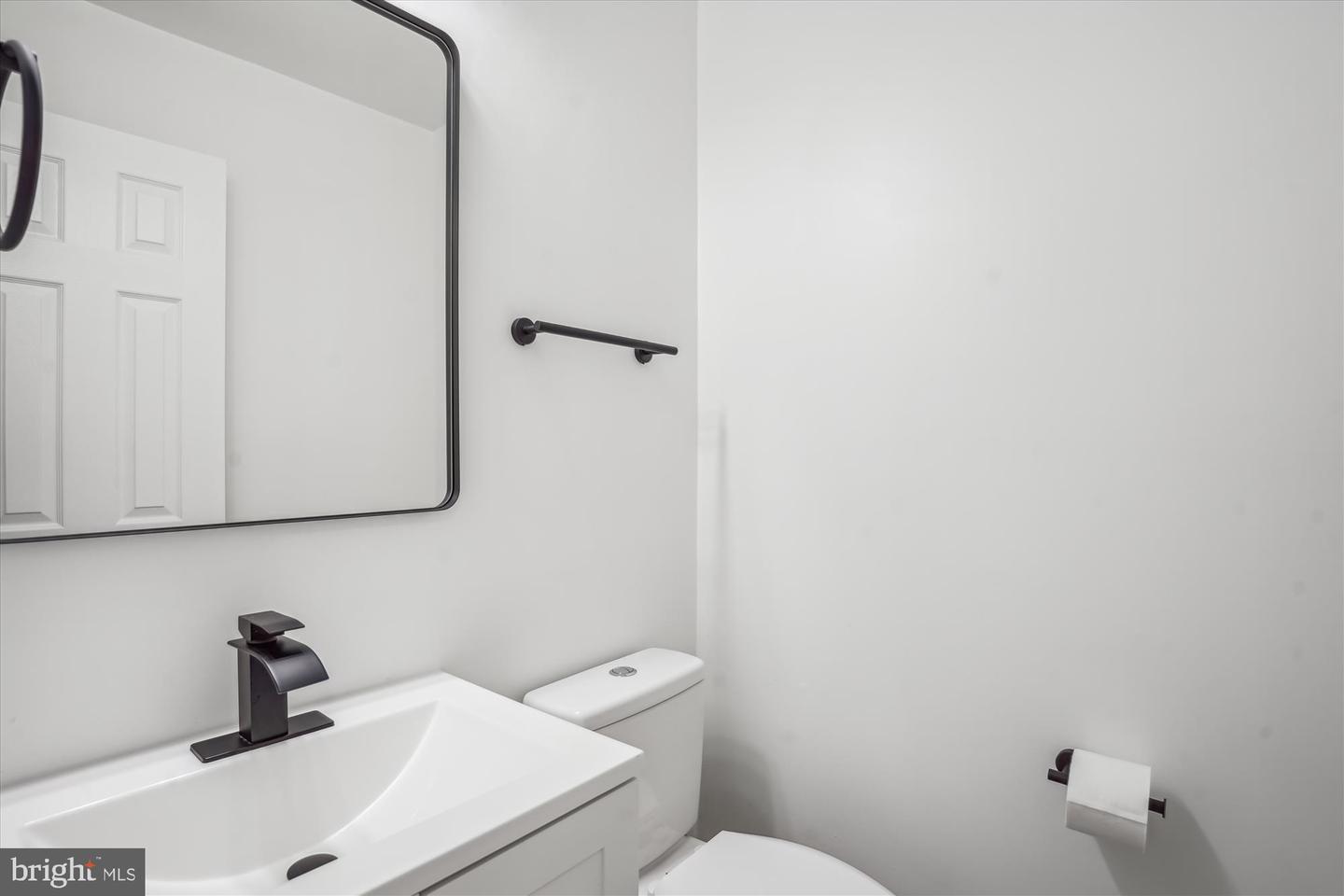 8648 Watershed Ct Property Photo 13