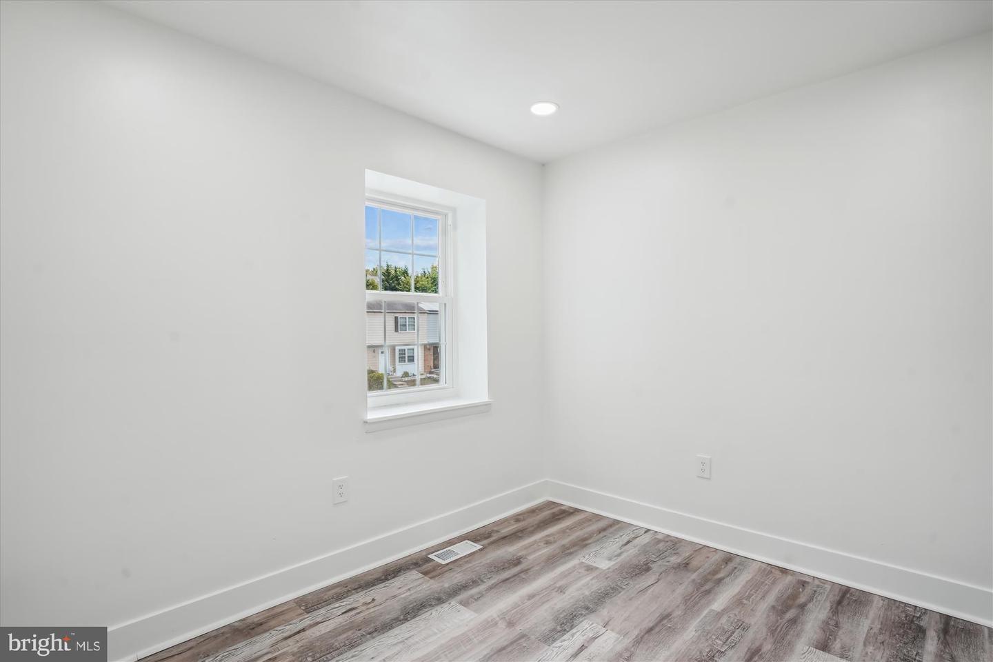 8648 Watershed Ct Property Photo 19