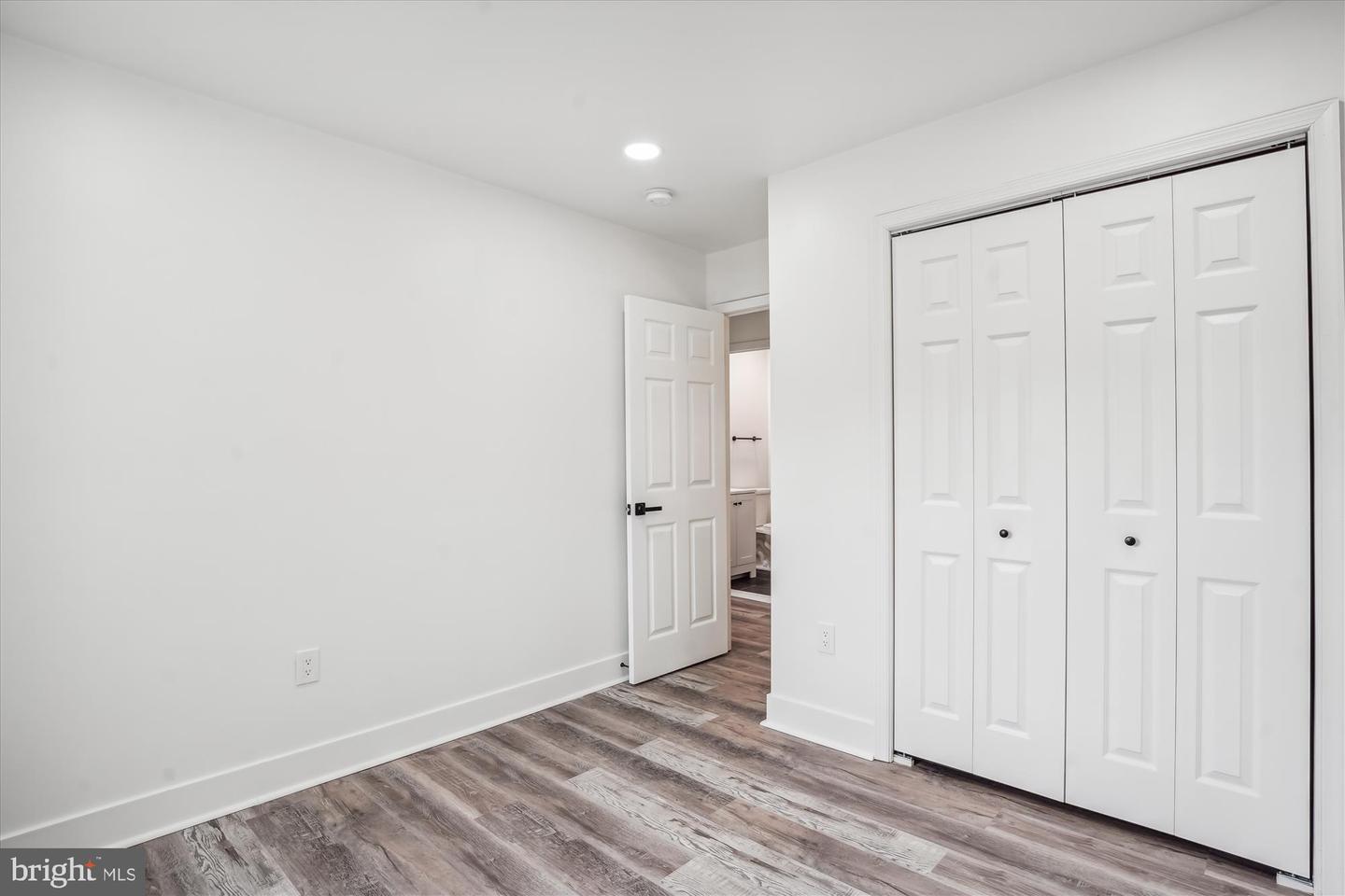 8648 Watershed Ct Property Photo 20