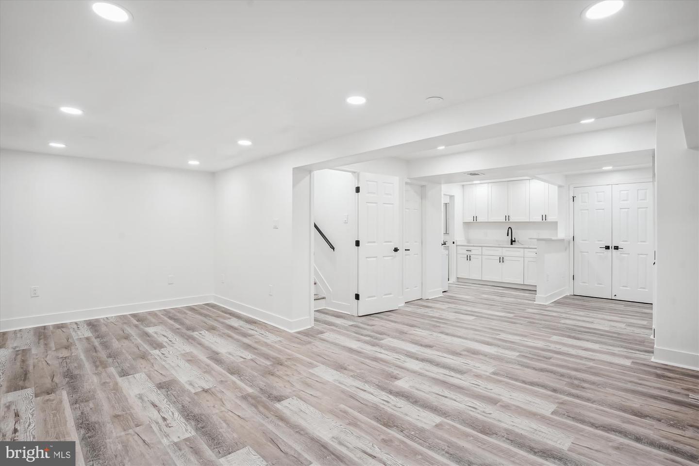 8648 Watershed Ct Property Photo 27