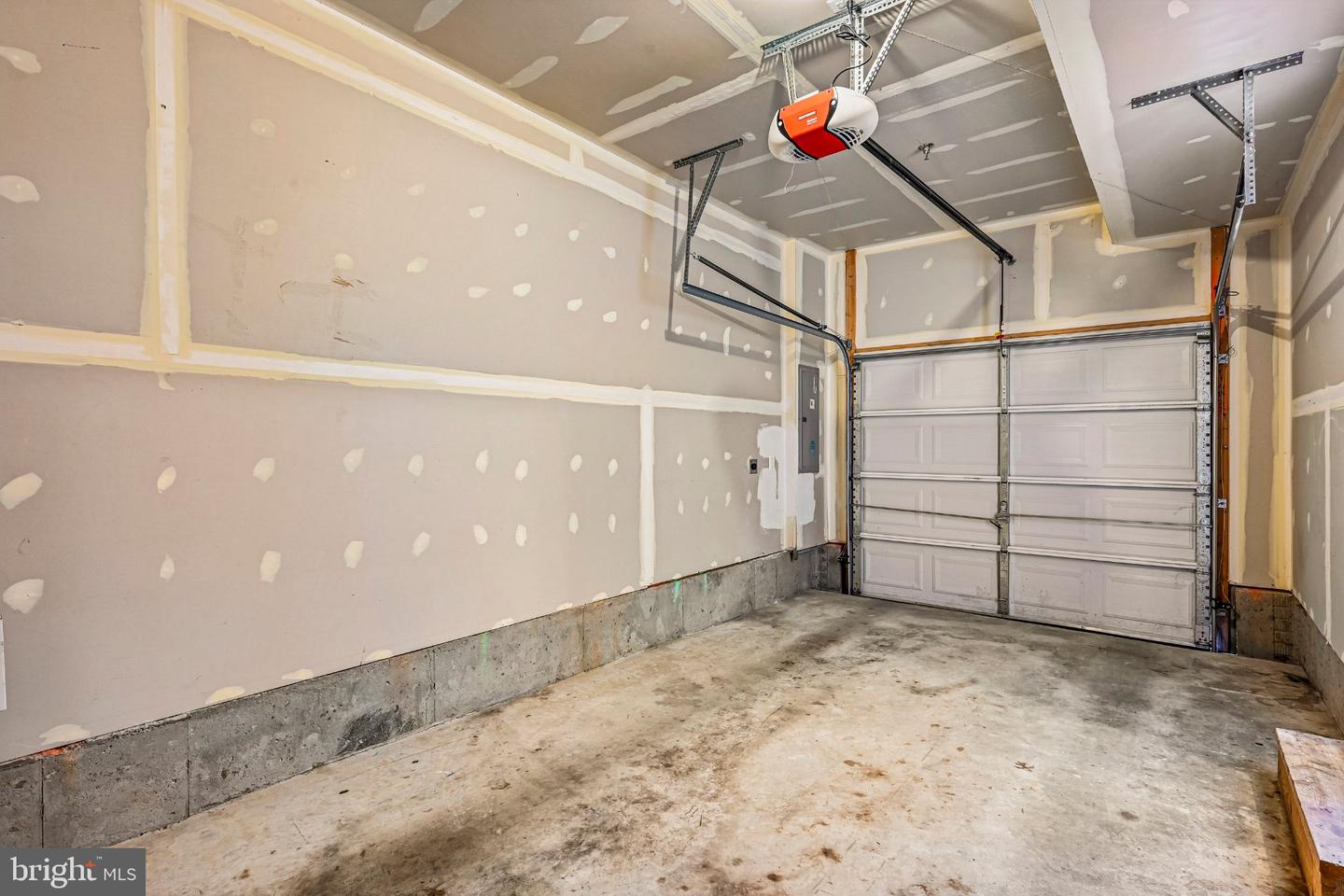 23004 Meadowmist Rd Property Photo 54