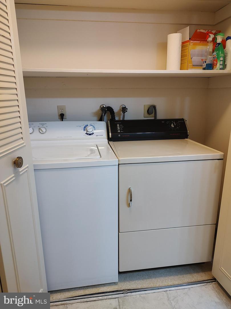 3576 Chiswick Ct #34-2c Property Photo 12