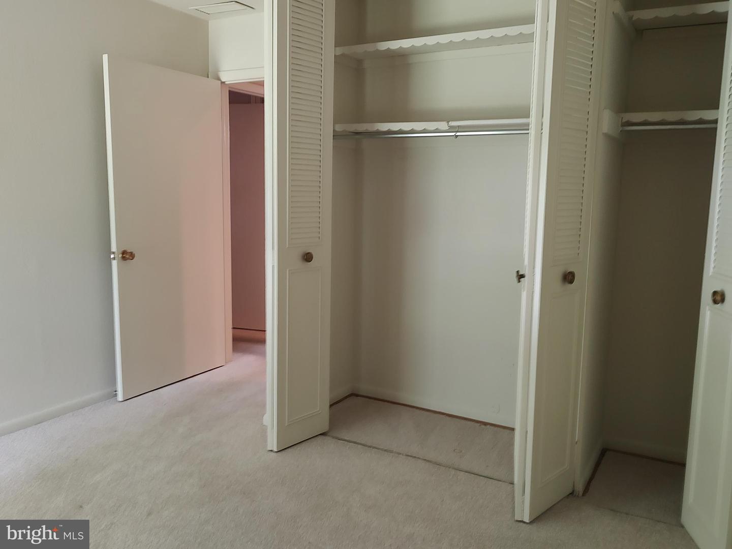 3576 Chiswick Ct #34-2c Property Photo 13