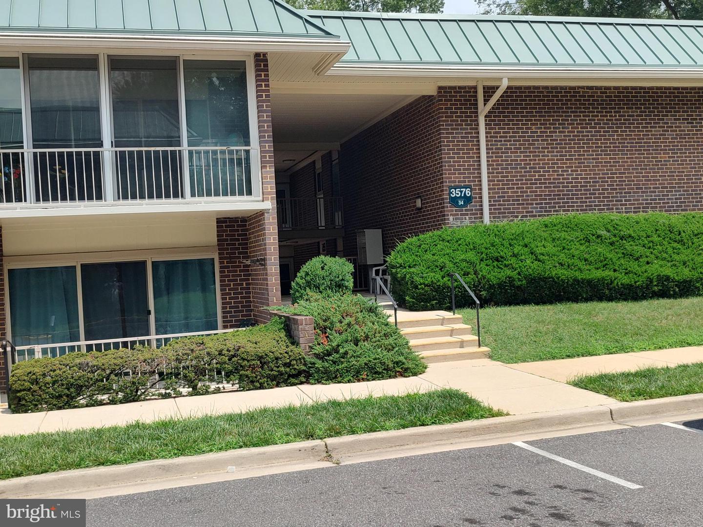 3576 Chiswick Ct #34-2c Property Photo 15